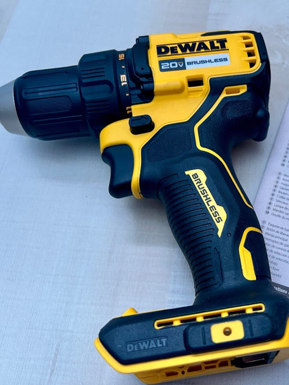 DCD793 DEWALT Drill /Driver 20v MAX 1/2-Inch Brushless **NEW**